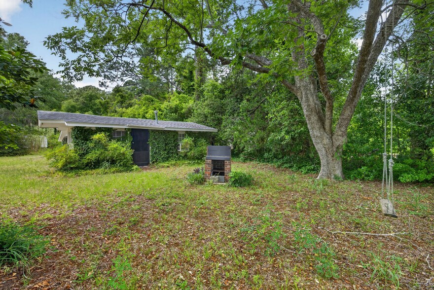 More Photos Of 2830 Worth Dr, Wilmington Land For Sale
