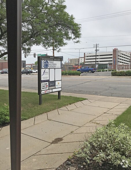 More Photos Of 1011 2nd St N, Saint Cloud Office For Sale