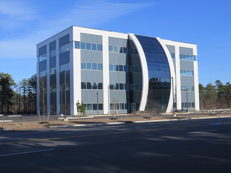 More Photos Of 1999 Cedarbridge Ave, Lakewood Office For Lease