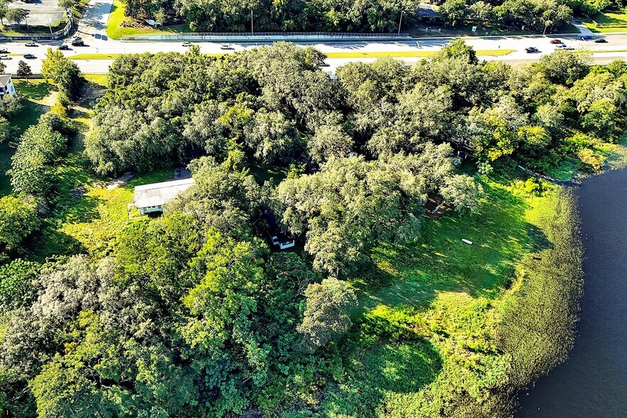 More Photos Of 8105 W Colonial Dr, Orlando Apartments For Sale