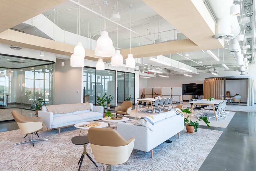 More Photos Of 1115 Howell Mill Rd NW, Atlanta Office For Lease