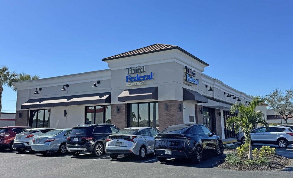 More Photos Of 6351 Bayshore Rd, North Fort Myers Unknown For Lease
