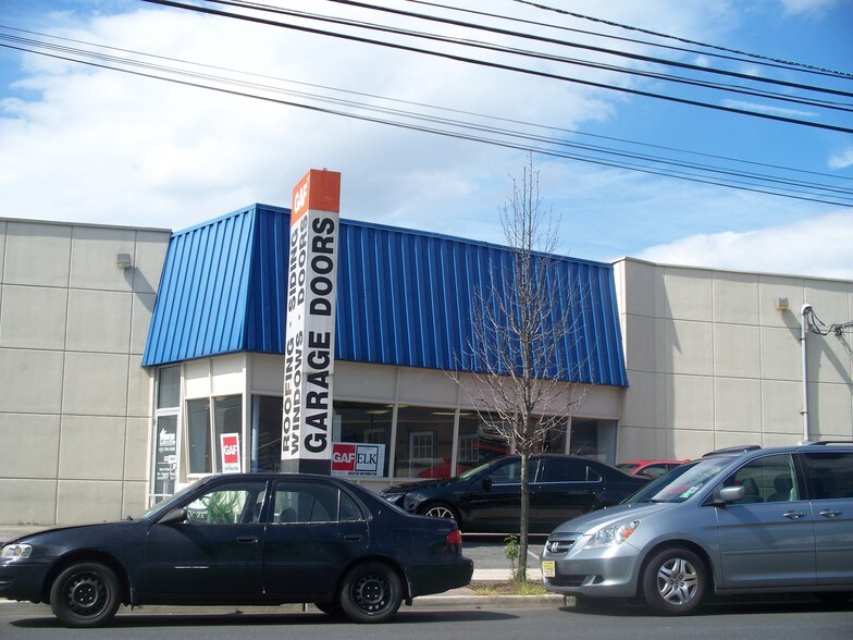 More Photos Of 601-605 Union Blvd, Totowa Showroom For Lease