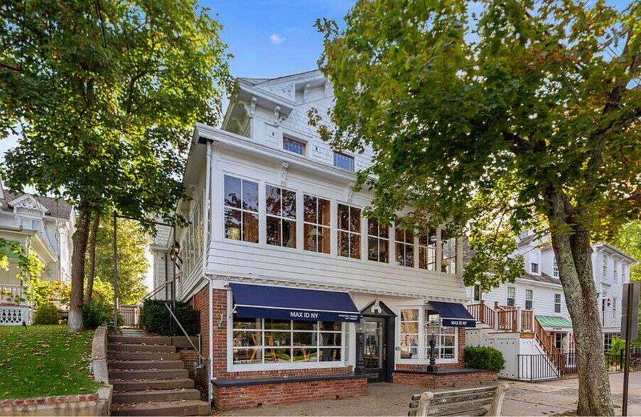 More Photos Of , Sag Harbor General Retail For Sale