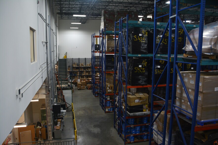 More Photos Of 1 County Rd, Secaucus Distribution For Lease