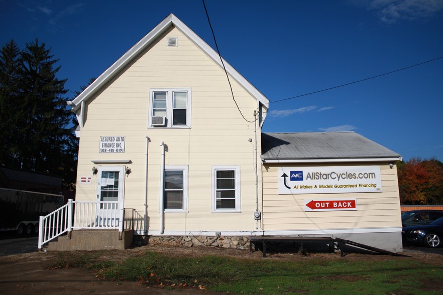 More Photos Of 5 Mill St N, Marlborough Storefront Retail Office For Lease