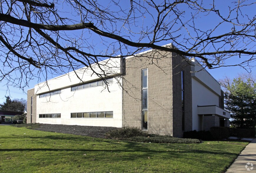 More Photos Of 1907 Park Ave, South Plainfield Medical For Sale
