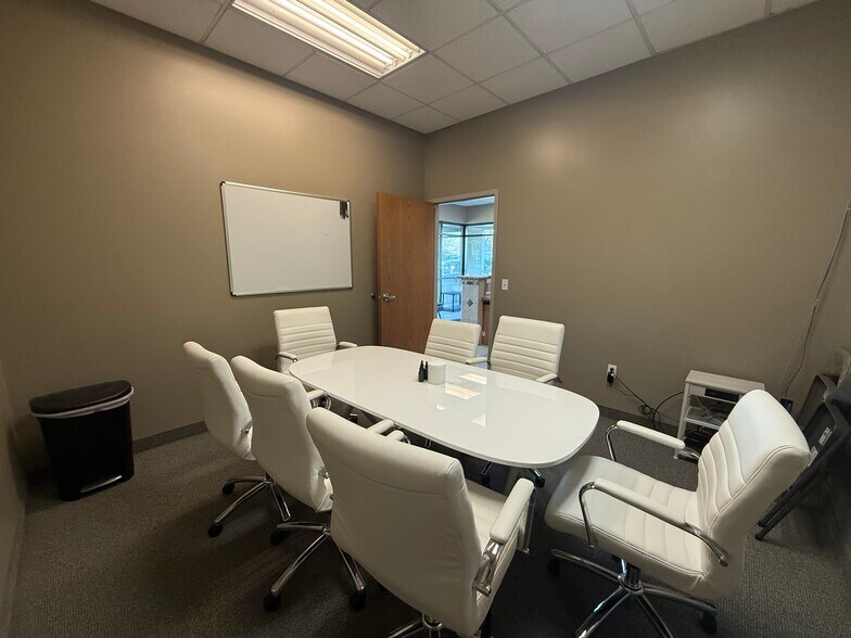 More Photos Of 930 N 1430 W, Orem Manufacturing For Lease