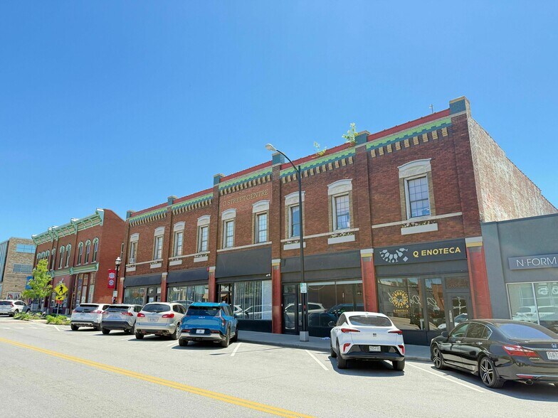 More Photos Of 300-308 W Commercial St, Springfield Storefront Retail Residential For Sale