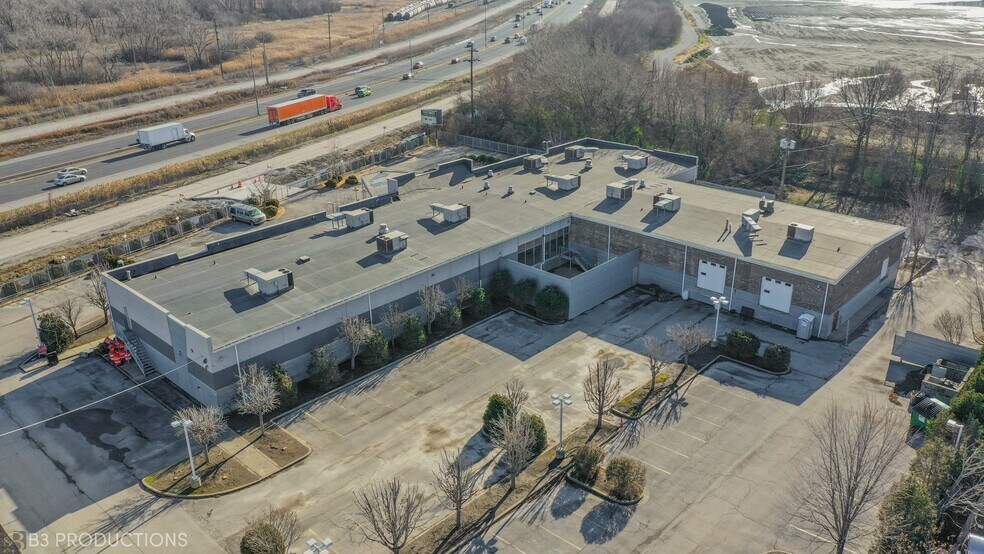 More Photos Of 12054 S Doty Ave, Chicago Warehouse For Sale