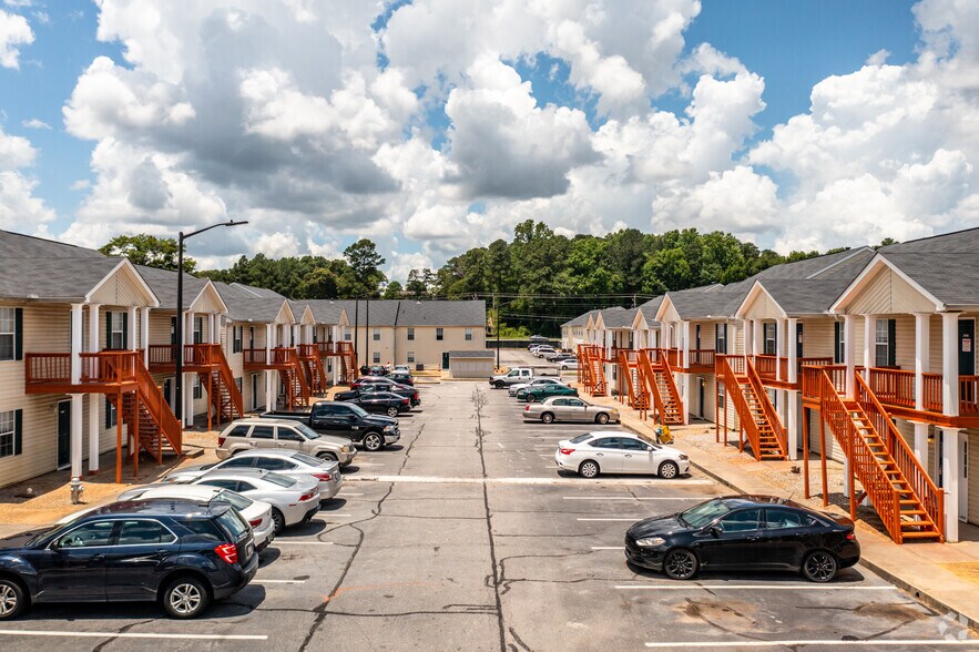 More Photos Of 5790 Highway 85, Riverdale Apartments For Sale