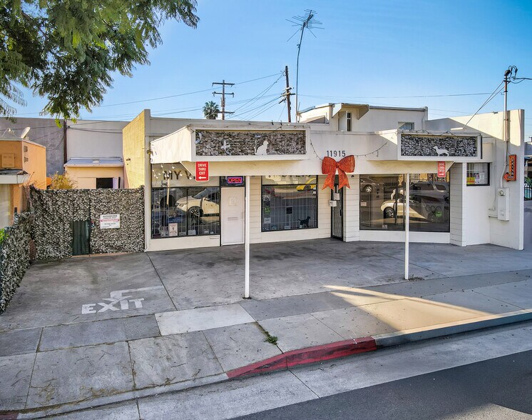 More Photos Of 11915 Inglewood Ave, Hawthorne Medical For Sale