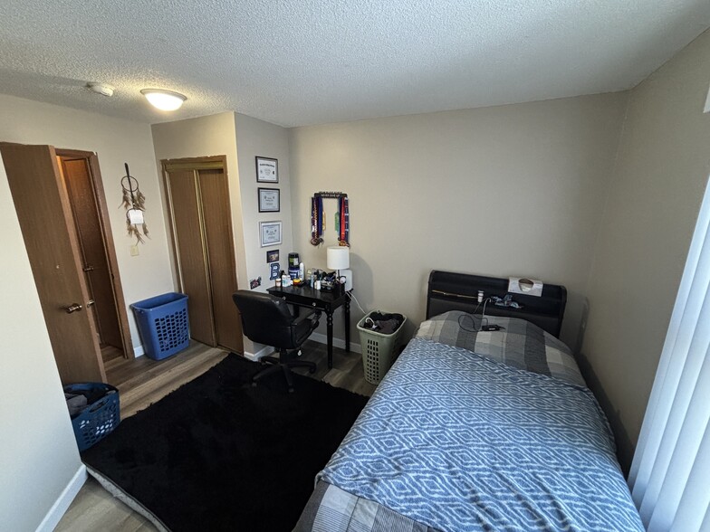 More Photos Of , Bloomington Multifamily For Sale
