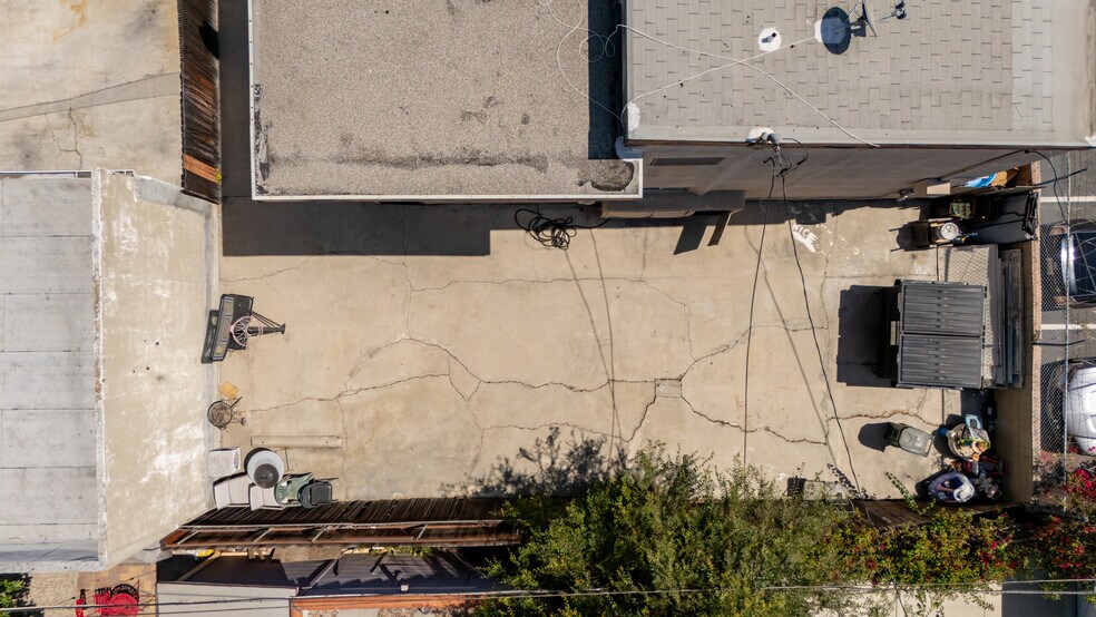 More Photos Of 1133 Wilcox Pl, Los Angeles Apartments For Sale
