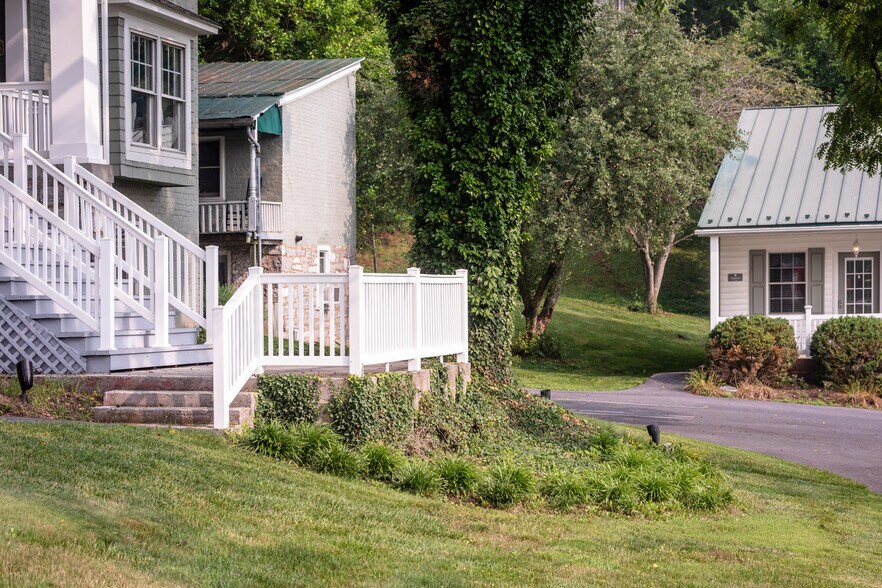 More Photos Of 491 Garbers Church Rd, Harrisonburg Hotel For Sale
