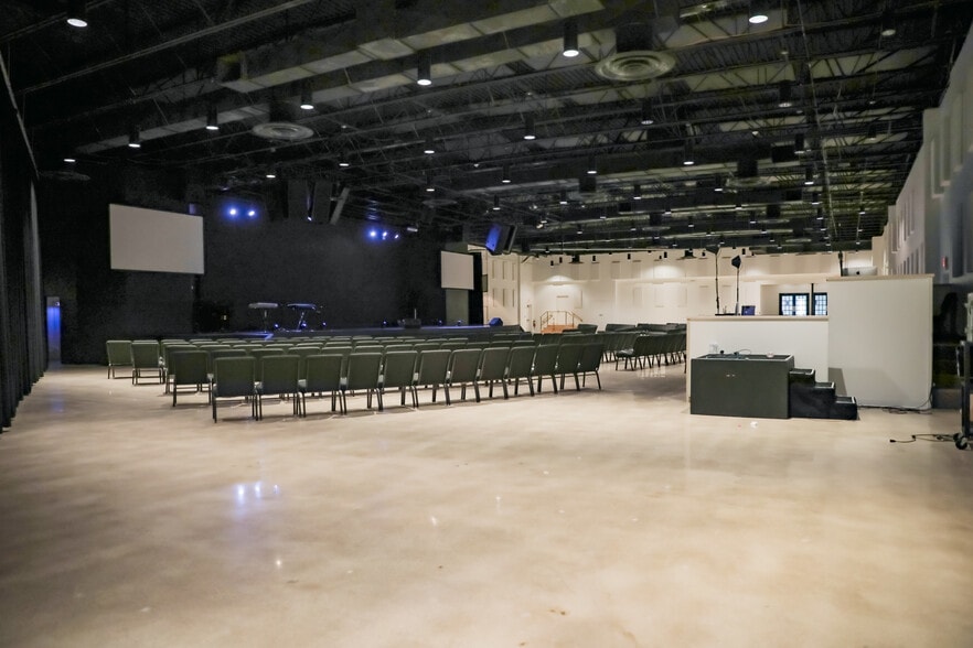 More Photos Of 6800 N Bryant Ave, Oklahoma City Religious Facility For Sale