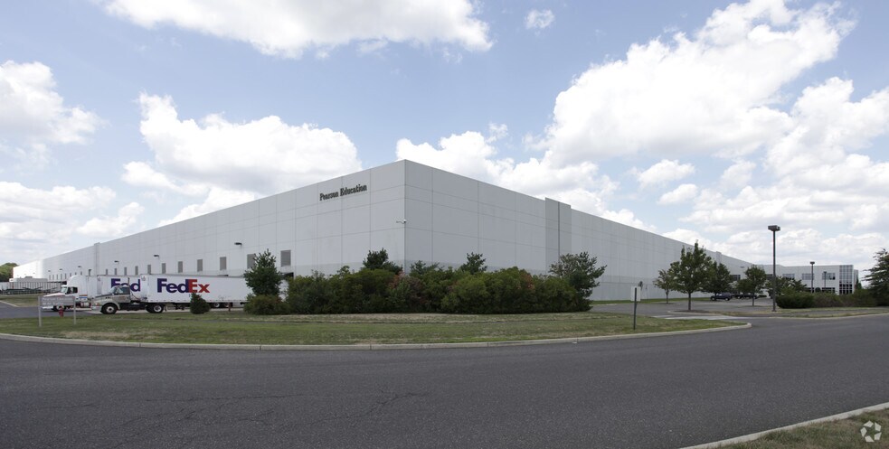 More Photos Of 258 Prospect Plains Rd, Cranbury Distribution For Lease