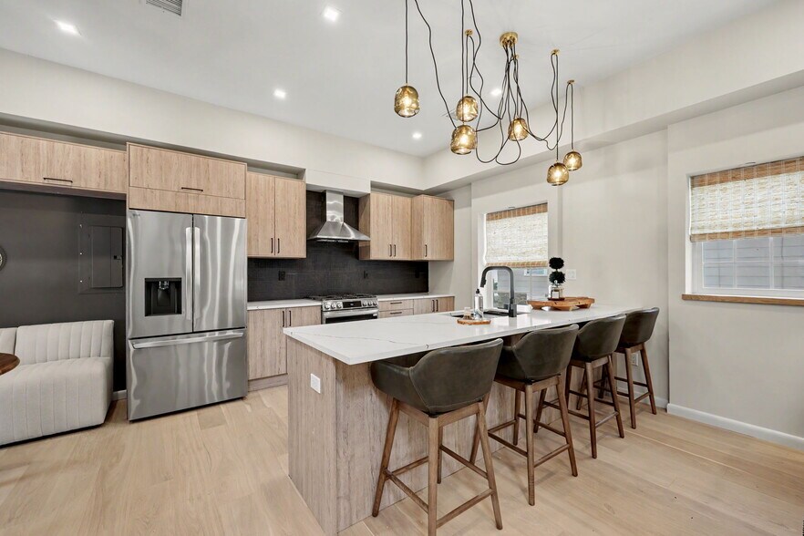More Photos Of 63 Church St, Greenwich Apartments For Sale