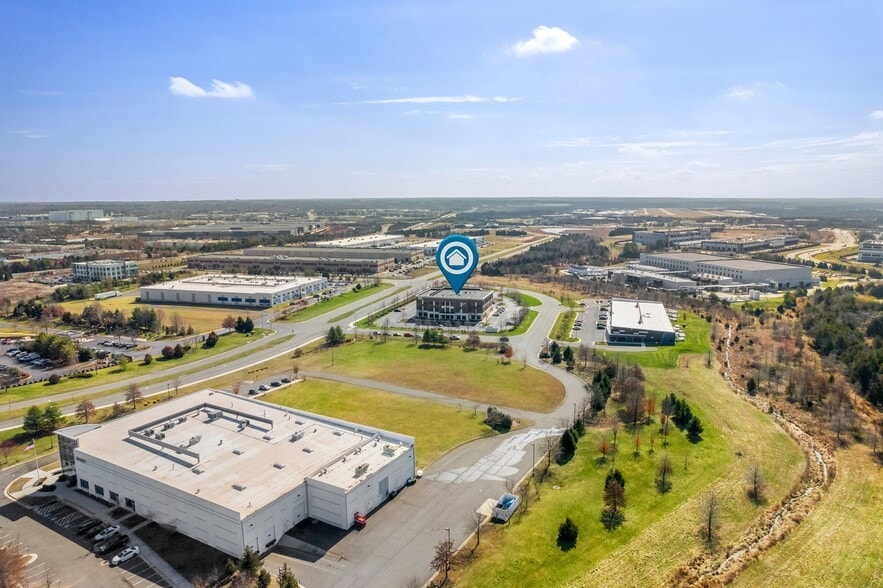 More Photos Of 11220 Assett Loop, Manassas Office For Lease