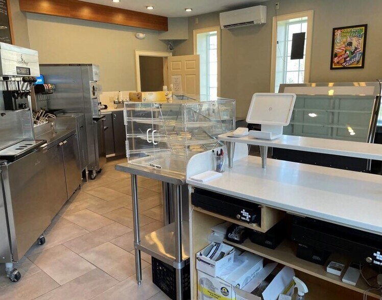 More Photos Of 105 Towners Rd, Carmel Storefront Retail Residential For Sale