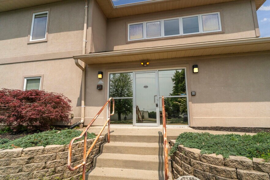 More Photos Of 1000 Coventry Dr, Phillipsburg Medical For Sale