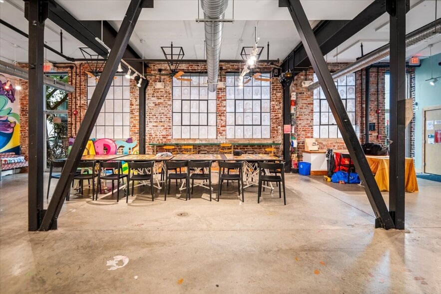 More Photos Of 110-118 W Marshall St, Richmond Apartments For Sale