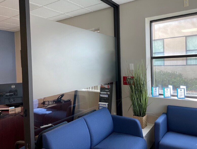 More Photos Of 14269 Danielson St, Poway Office For Lease