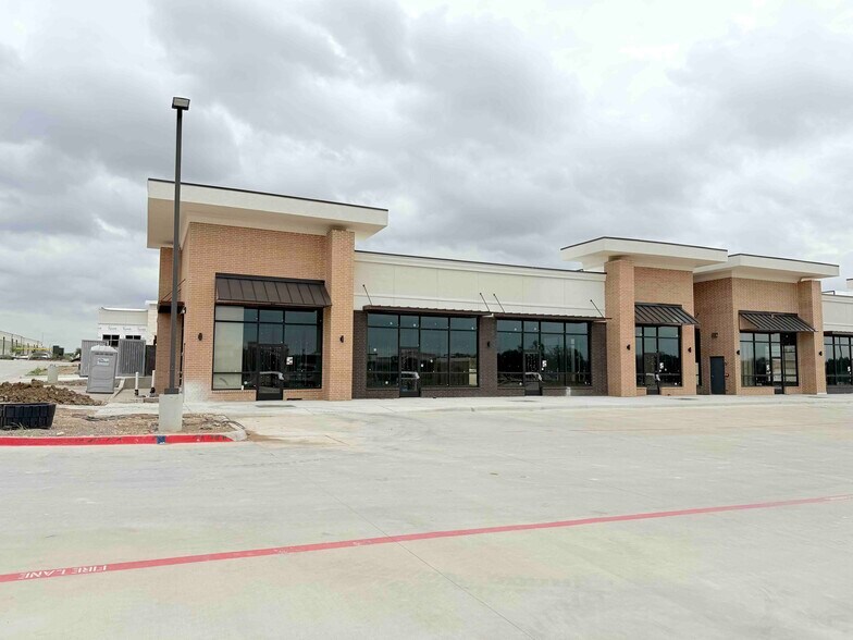 More Photos Of 12983 Main st, Frisco Storefront Retail Residential For Lease