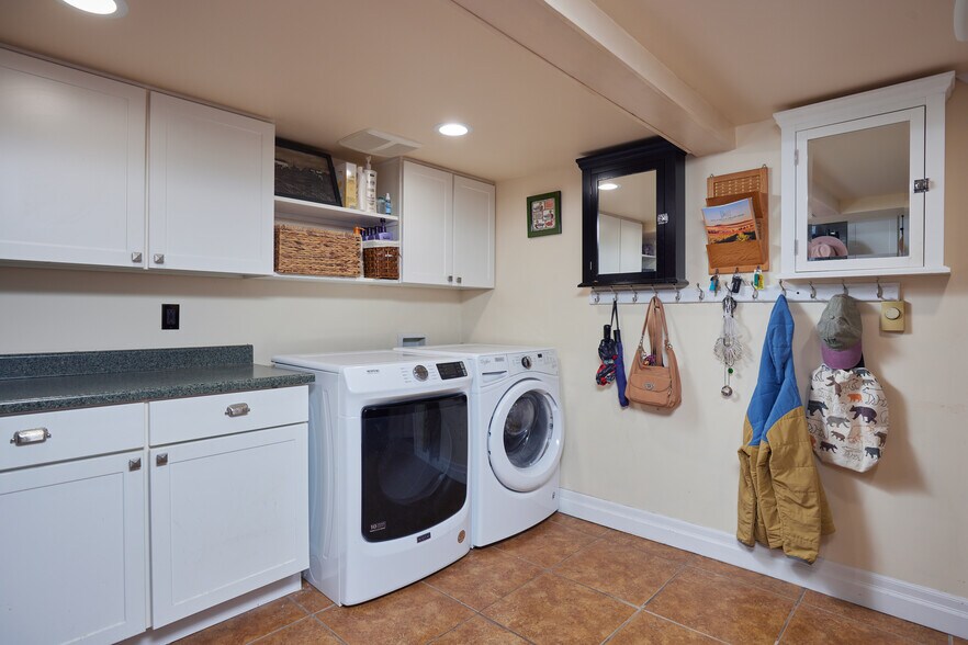 More Photos Of 527 Catherine St, Walla Walla Hospitality For Sale