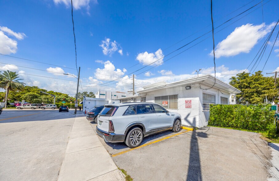More Photos Of 2597 SW 37th Ave, Miami Storefront Retail Residential For Sale