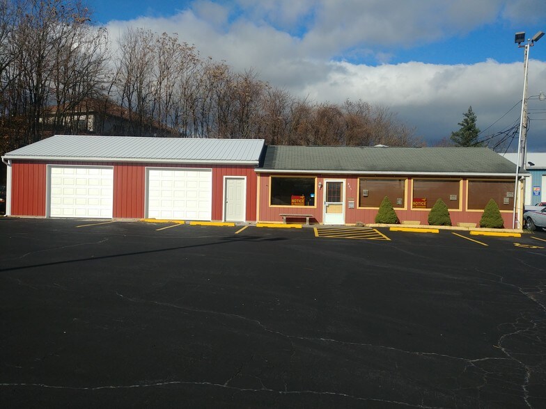 More Photos Of 865 Lincoln Way W, Chambersburg Auto Repair For Sale