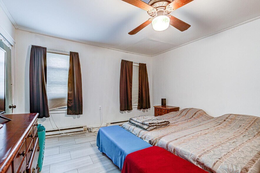 More Photos Of 216 E Main St, Batavia Storefront Retail Residential For Sale