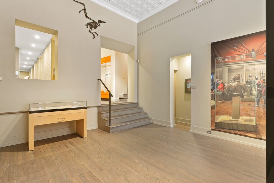 More Photos Of 1019 Cathedral St, Baltimore Office Residential For Sale