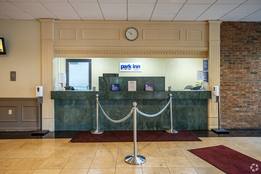More Photos Of 3377 New Castle Rd, West Middlesex Hotel For Sale