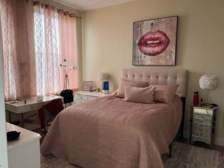 More Photos Of 139-145 Richmond St, Boston Apartments For Sale