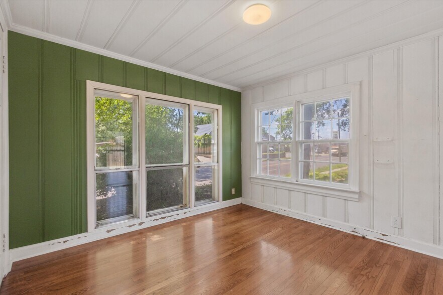 More Photos Of 2282 Central Ave, Memphis Loft Creative Space For Sale