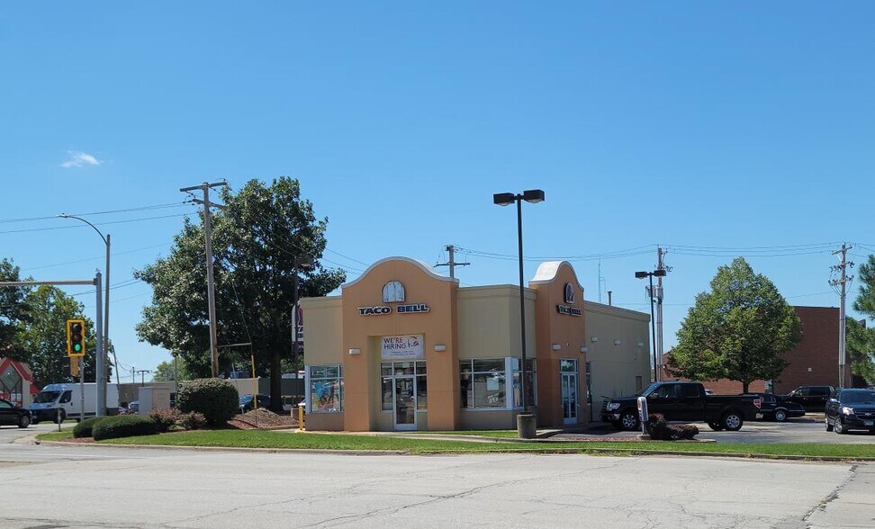 More Photos Of , Champaign General Retail For Sale