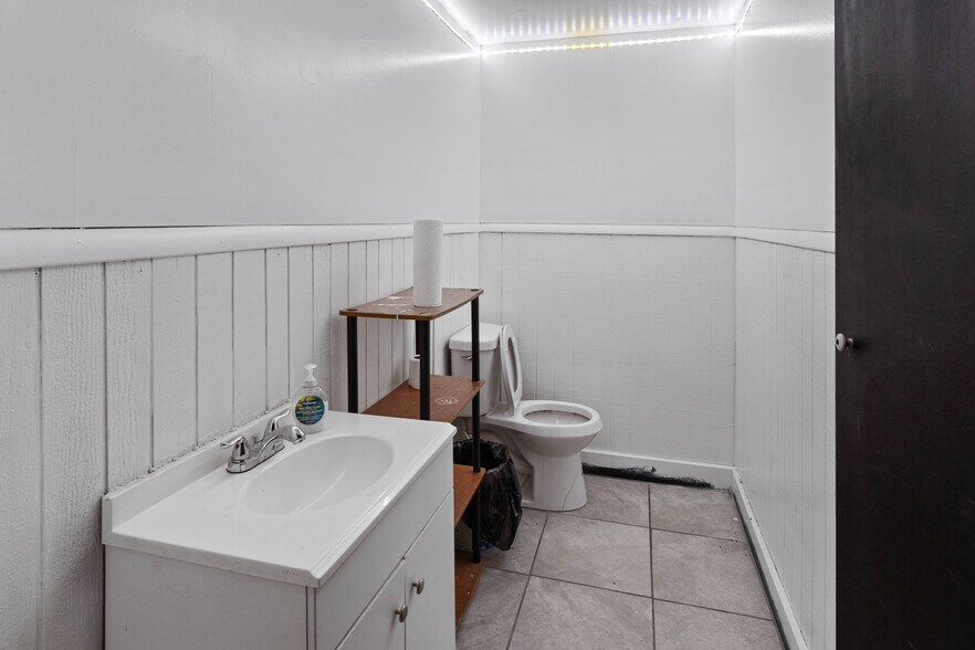 More Photos Of , Toledo Unknown For Sale