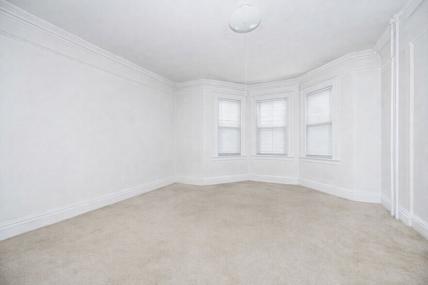 More Photos Of 58 Van Riper St, Staten Island Land For Sale