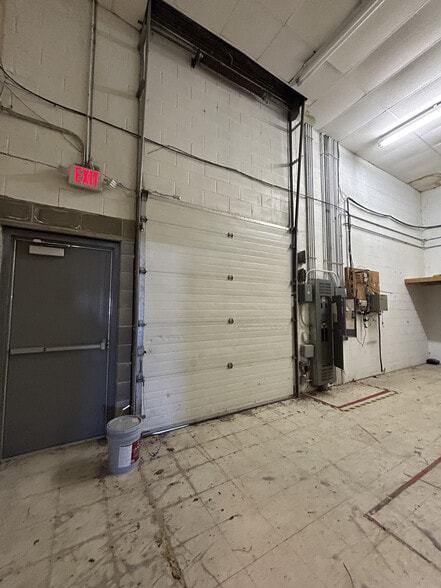 More Photos Of 5510 Franklin St, Michigan City Freestanding For Lease