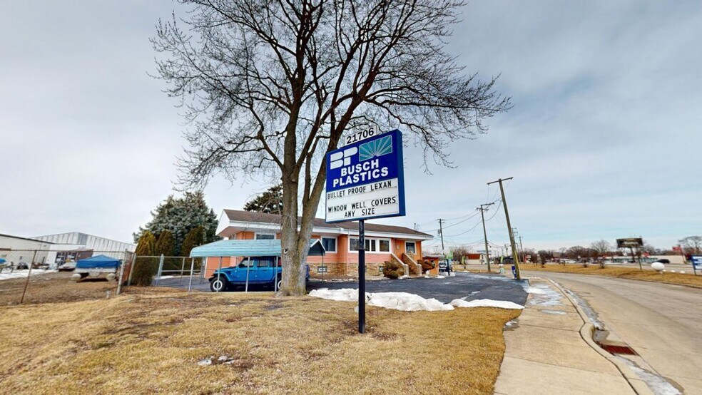 More Photos Of 21706 E US Highway 30, Lynwood Warehouse For Sale