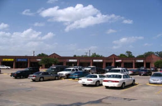 More Photos Of 4001 E 29th St, Bryan Storefront For Lease