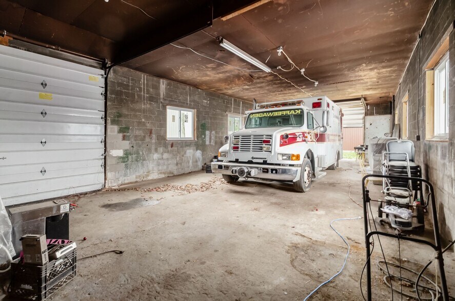 More Photos Of 45 E Columbus St, Lithopolis Restaurant For Sale