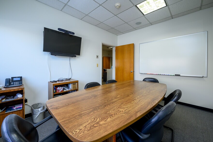 More Photos Of 307 W Pleasantview Ave, Hackensack Warehouse For Sale