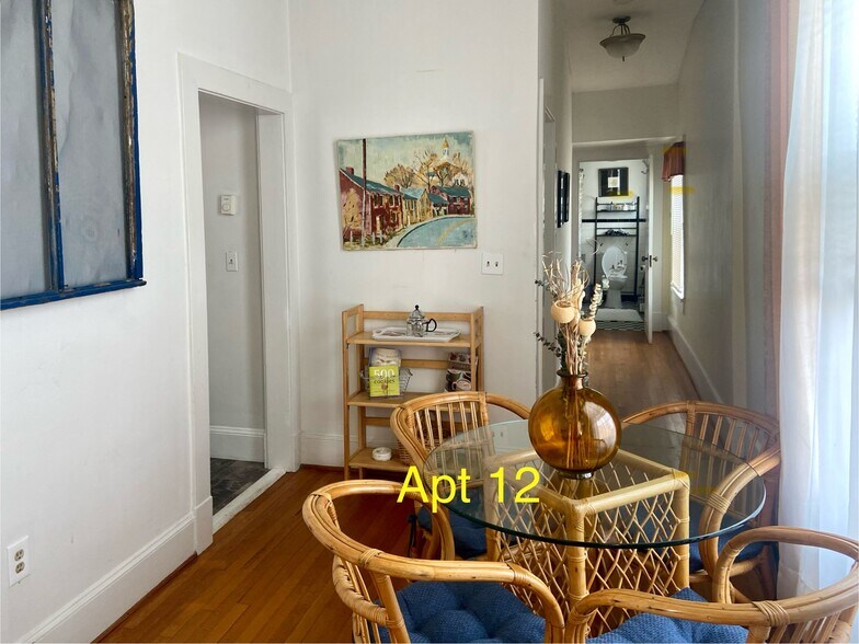 More Photos Of 406 N Loudoun St, Winchester Apartments For Sale