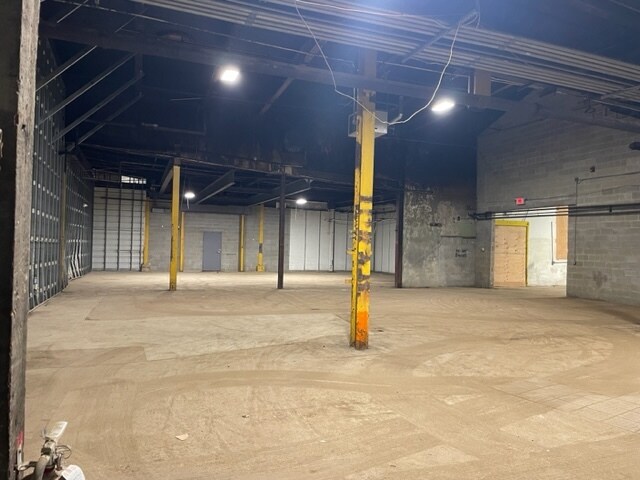 More Photos Of 600 S Brandywine Ave, Downingtown Manufacturing For Lease
