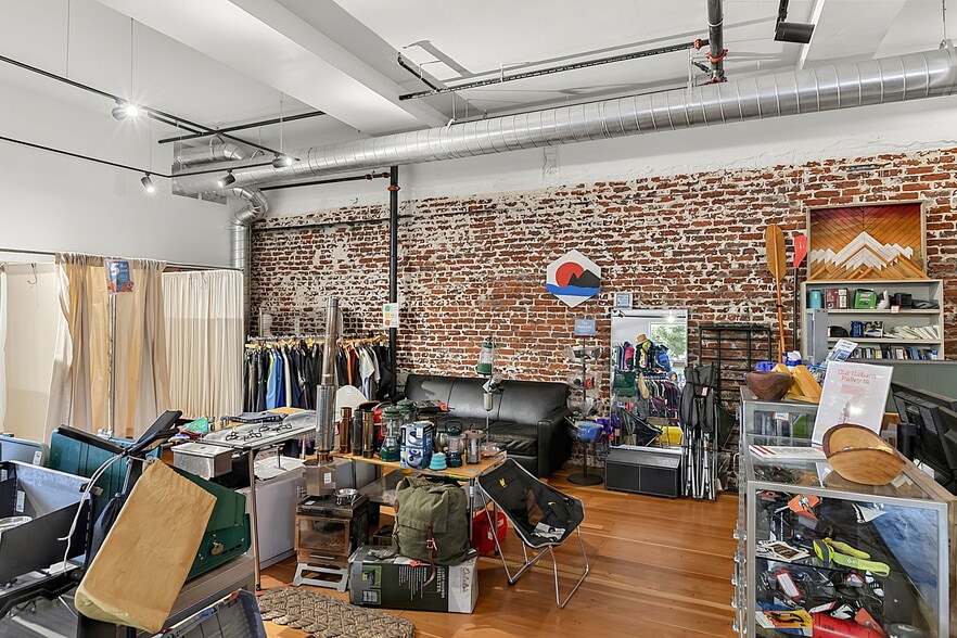 More Photos Of 507-509 Willamette St, Eugene Storefront Retail Office For Lease