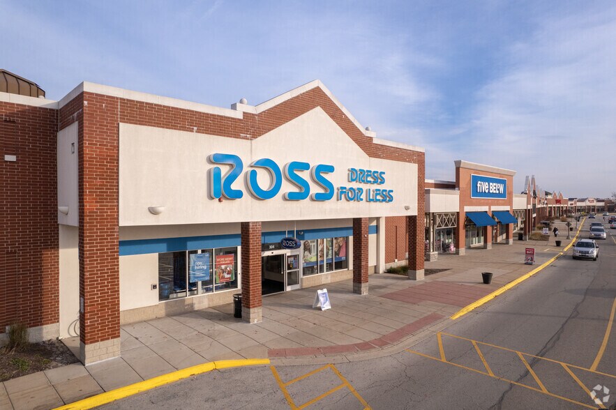 More Photos Of 701 N Milwaukee Ave, Vernon Hills Unknown For Lease