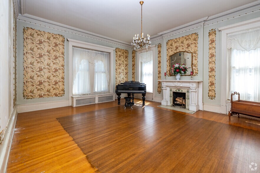 More Photos Of 1012 Main St, Racine Lodge Meeting Hall For Sale