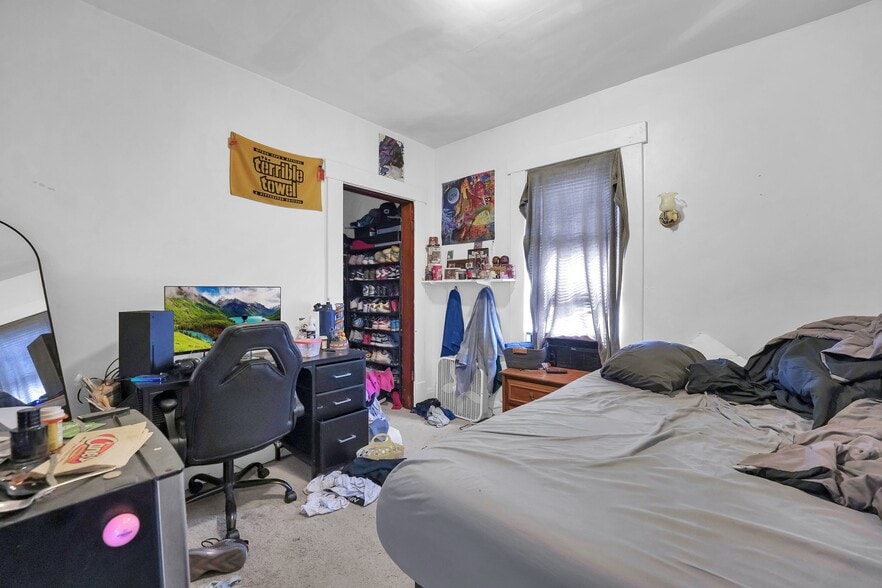 More Photos Of 2406-2408 Indianola Ave, Columbus Apartments For Sale
